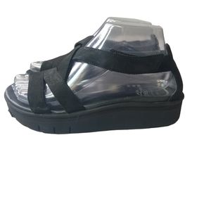 Abeo Black Women's Sandals